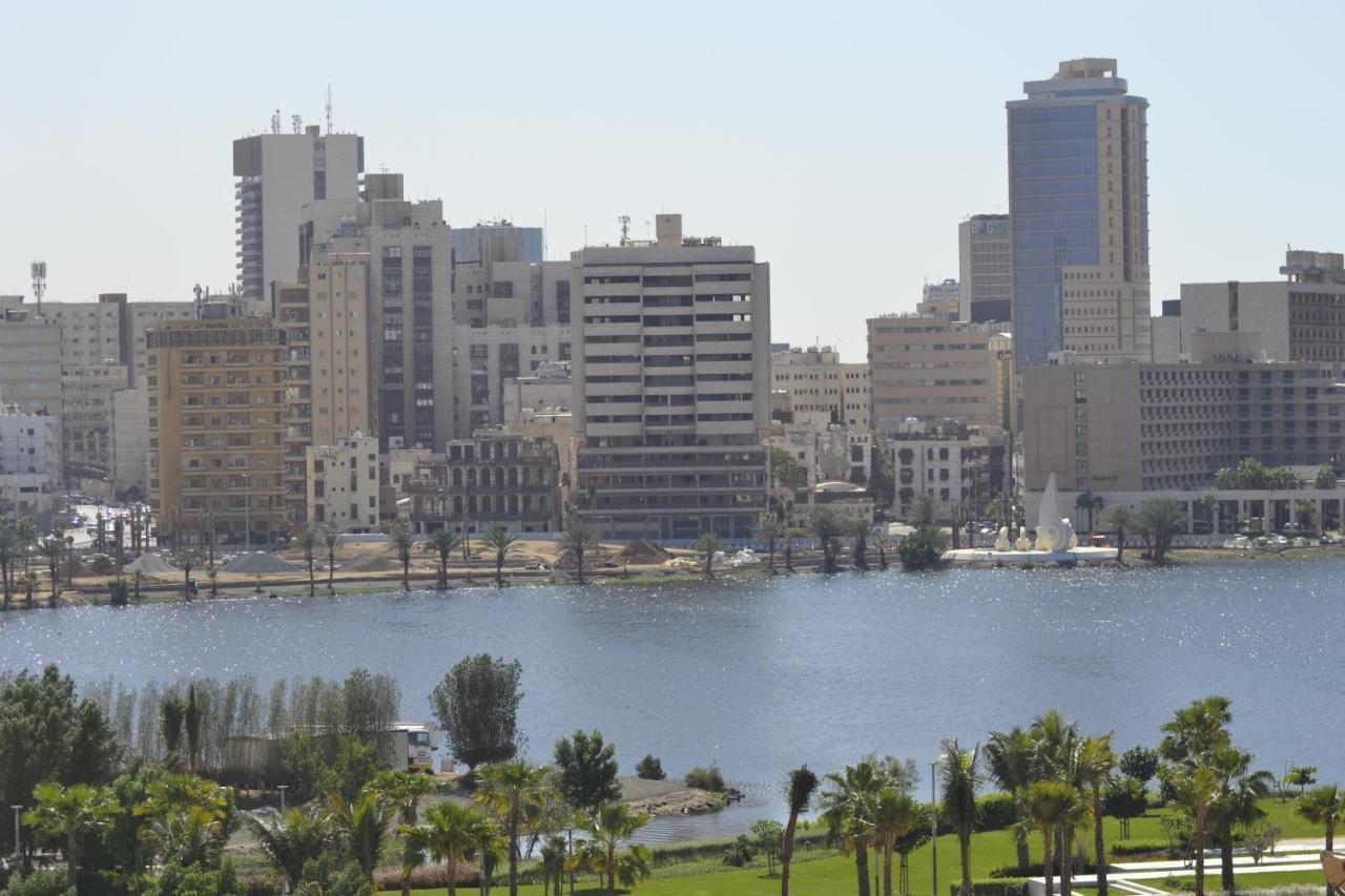 Jeddah Lake Hotel Buitenkant foto